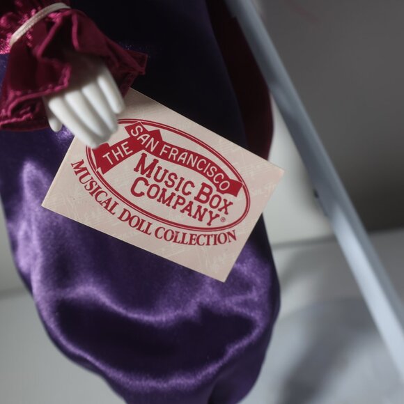 San Francisco Music Box 24" Harlequin Jester Porcelain Doll New Orleans Purple - Picture 6 of 10